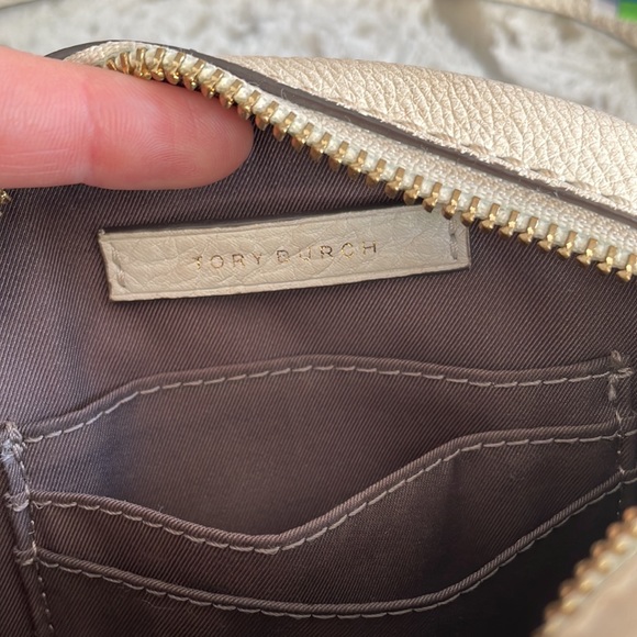 Tory Burch McGraw Crossbody purse - Picture 5 of 10